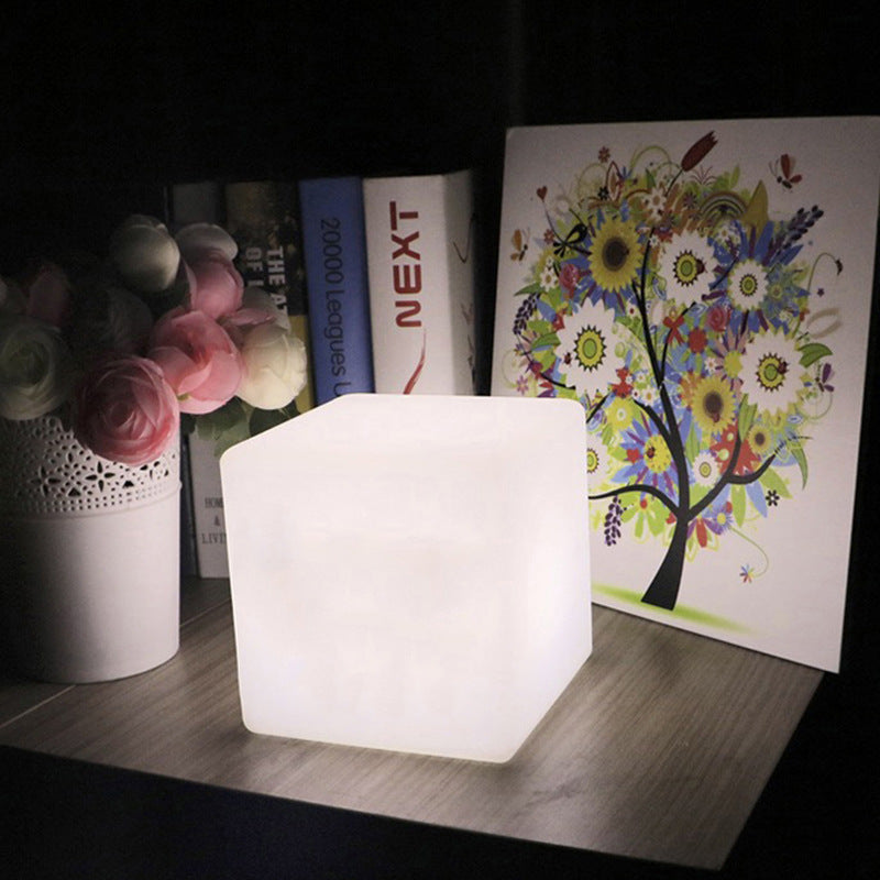 LuminCube: Modern LED Square Atmosphere Lamp