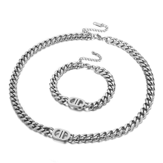 Thick Chain Necklace & Bracelet Set: Timeless Fashion Statement