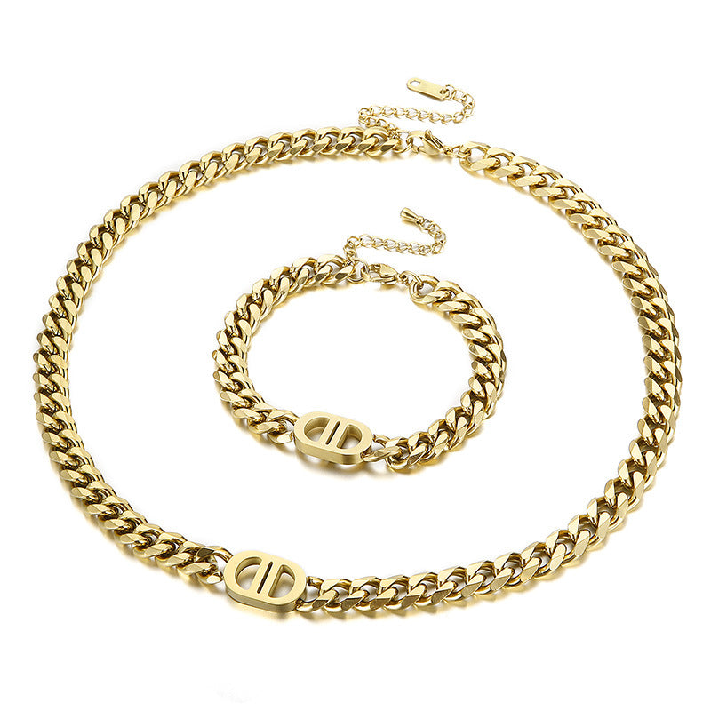 Thick Chain Necklace & Bracelet Set: Timeless Fashion Statement